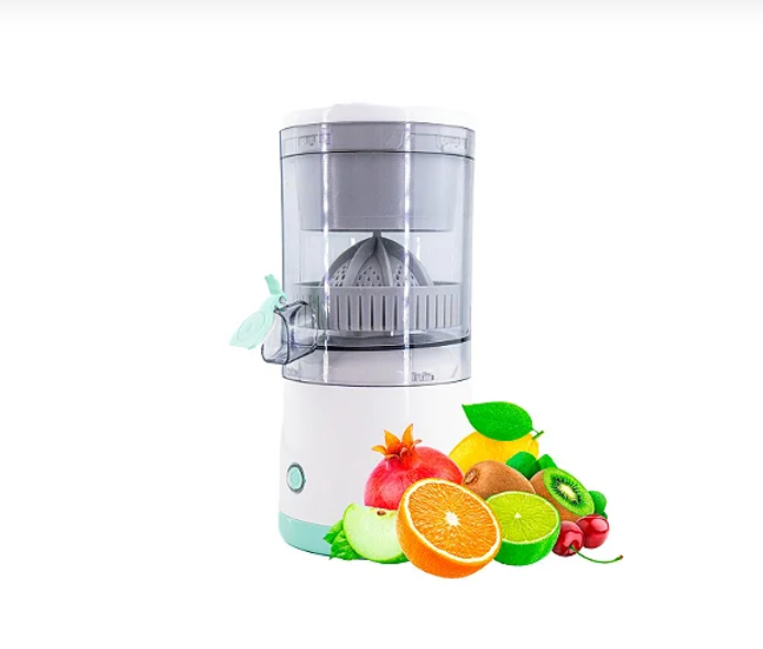 Travel-Friendly Citrus Press